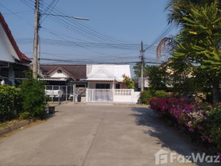 For sale 2 bed townhouse in Mueang Lamphun, Lamphun