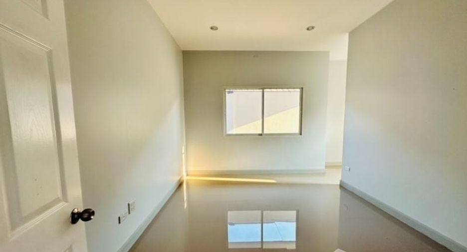 For sale 3 bed house in Ban Pong, Ratchaburi