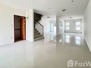 For sale 3 Beds townhouse in Mueang Nakhon Ratchasima, Nakhon Ratchasima