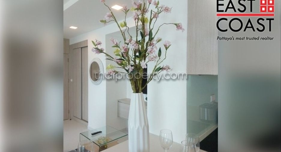 For sale 2 bedrooms condo in Pratumnak, Pattaya