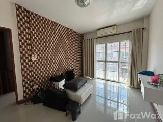 For rent 3 bed townhouse in Krathum Baen, Samut Sakhon