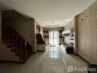 For rent 3 bed townhouse in Krathum Baen, Samut Sakhon