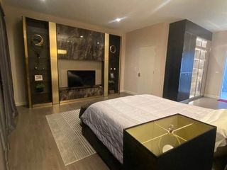 For rent 5 Beds townhouse in Wang Thonglang, Bangkok