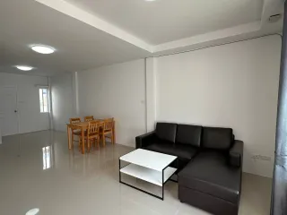 For rent 2 bed townhouse in Ban Chang, Rayong