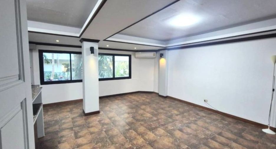 ขาย 8 เตียง บ้านเดี่ยว ใน บางละมุง, ชลบุรี