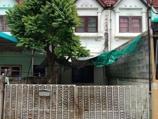 2 Bedroom Townhouse In Khlong Luang, Pathum Thani