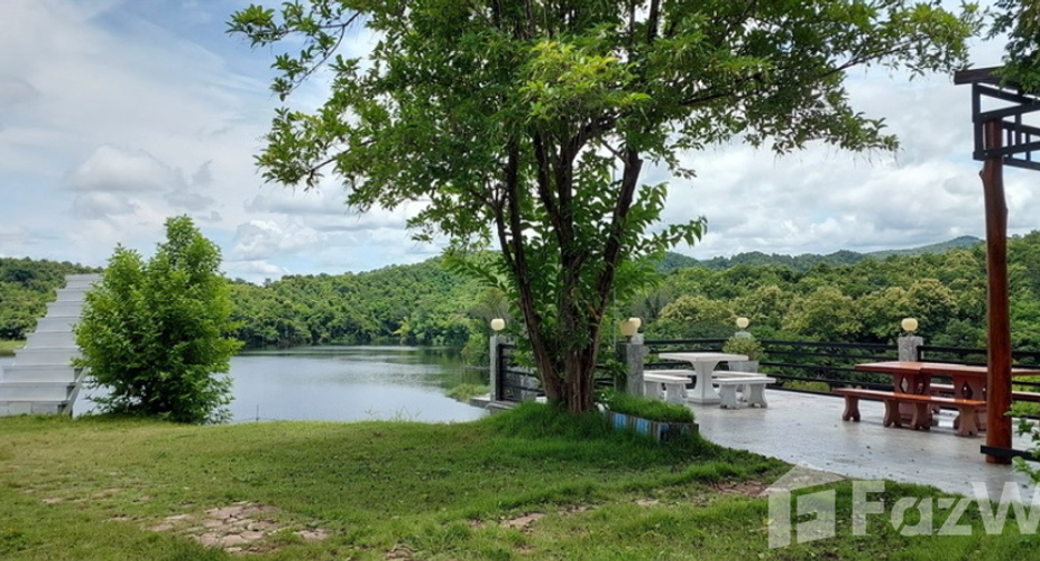 For sale 7 bed villa in Den Chai, Phrae