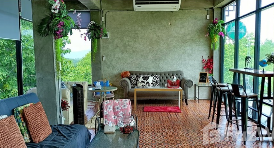 For sale 7 bed villa in Den Chai, Phrae