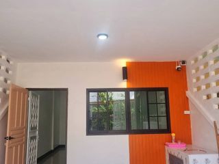 For sale 2 bed townhouse in Mueang Nakhon Sawan, Nakhon Sawan