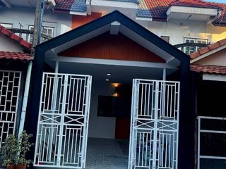 For sale 2 bed townhouse in Mueang Nakhon Sawan, Nakhon Sawan