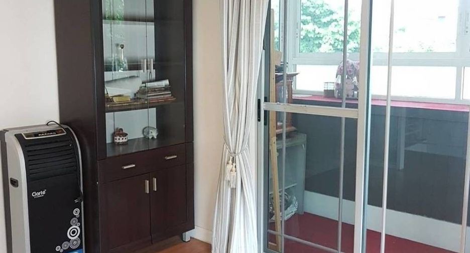 For sale 4 bed house in Pak Kret, Nonthaburi