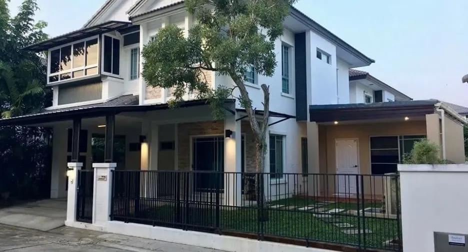 For sale 4 bed house in Pak Kret, Nonthaburi