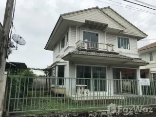 For rent 3 bed house in Krathum Baen, Samut Sakhon