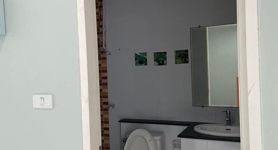 For sale 3 Beds townhouse in Mueang Nakhon Pathom, Nakhon Pathom