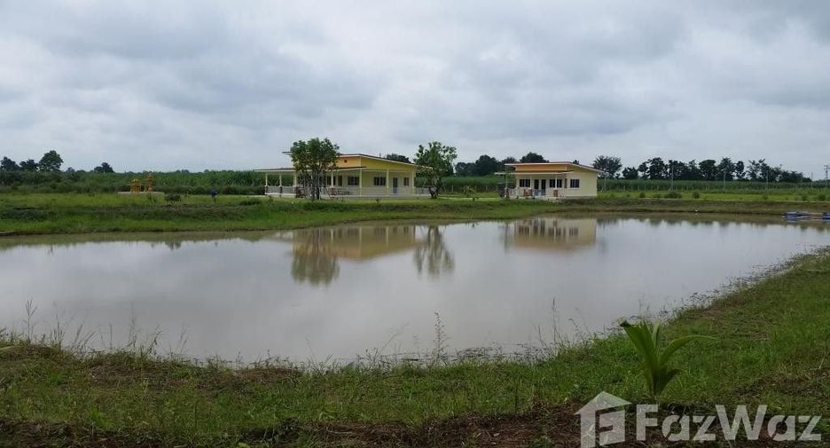 For sale 5 Beds house in Bang Rakam, Phitsanulok