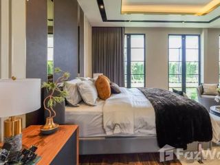 For sale 5 Beds villa in Bang Khae, Bangkok