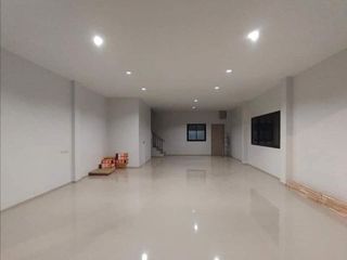 For sale 3 bed townhouse in Mueang Ratchaburi, Ratchaburi