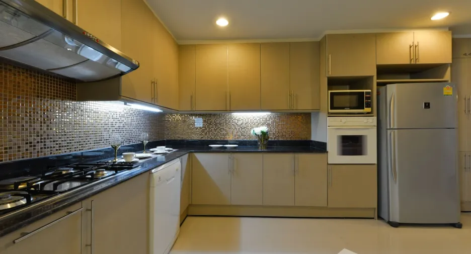 For rent 3 bed condo in Watthana, Bangkok