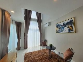 For sale 4 Beds house in Thung Khru, Bangkok