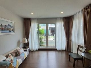 For sale 4 Beds house in Thung Khru, Bangkok