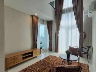 For sale 4 Beds house in Thung Khru, Bangkok