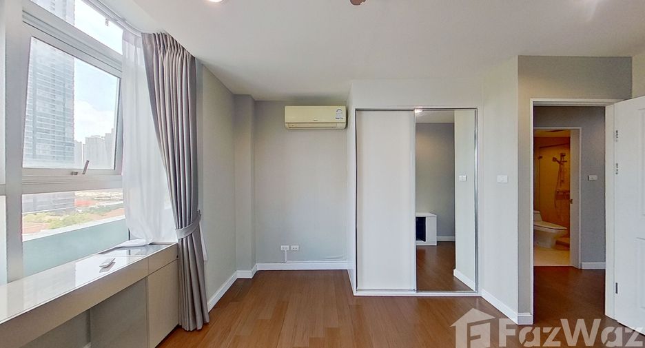 For rent 5 bed condo in Huai Khwang, Bangkok