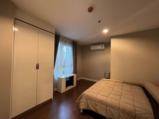 For sale 3 Beds condo in Huai Khwang, Bangkok