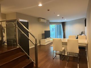 For sale 3 Beds condo in Huai Khwang, Bangkok