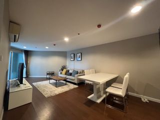 For sale 3 Beds condo in Huai Khwang, Bangkok