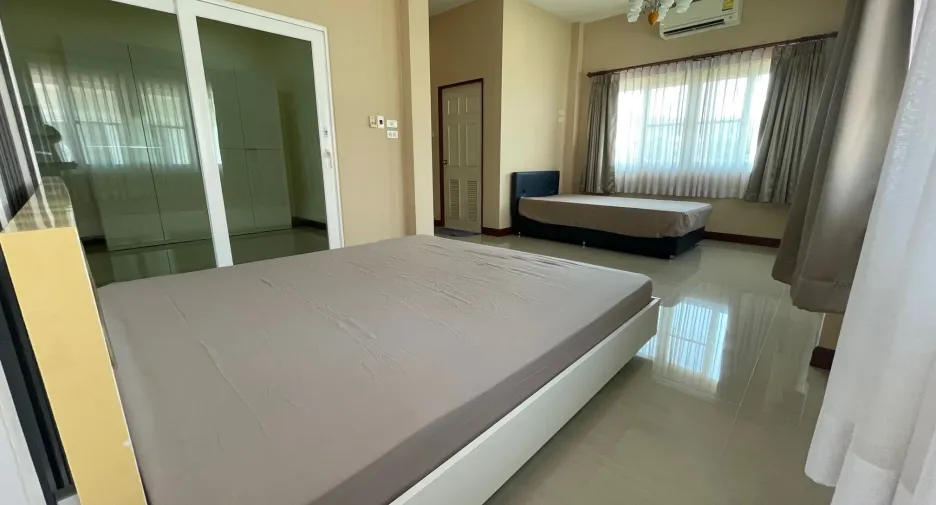 For rent 3 bed house in Ban Chang, Rayong