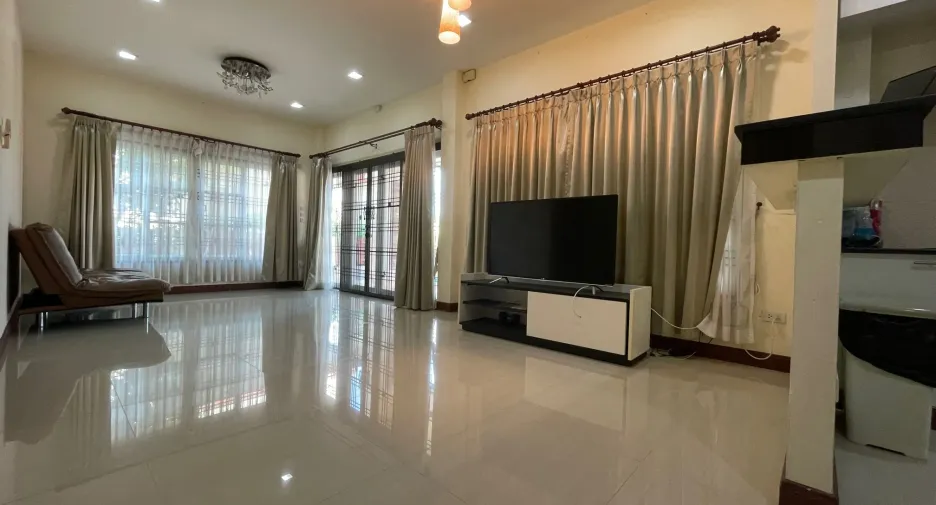 For rent 3 bed house in Ban Chang, Rayong