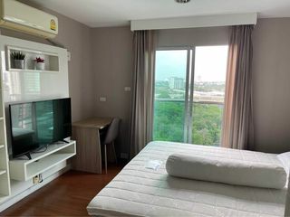 For rent 3 Beds condo in Huai Khwang, Bangkok