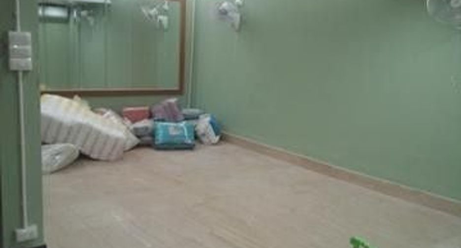 For sale 19 bed villa in Khlong Luang, Pathum Thani