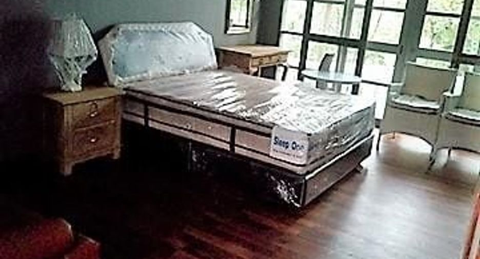 For sale 19 bed villa in Khlong Luang, Pathum Thani
