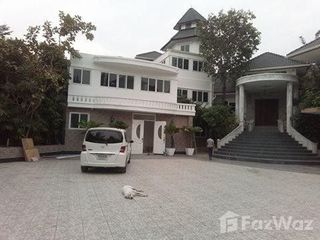 For rent 19 bed villa in Khlong Luang, Pathum Thani