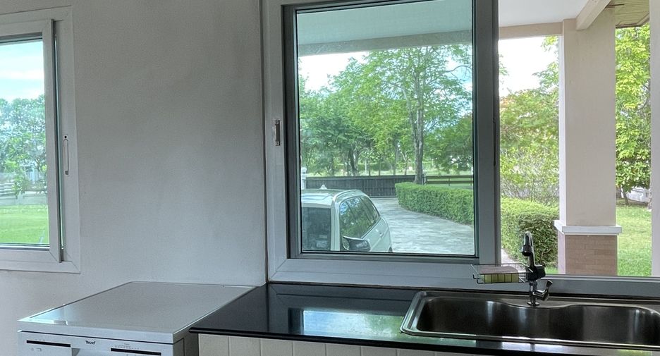 For rent 3 bed house in Ban Chang, Rayong