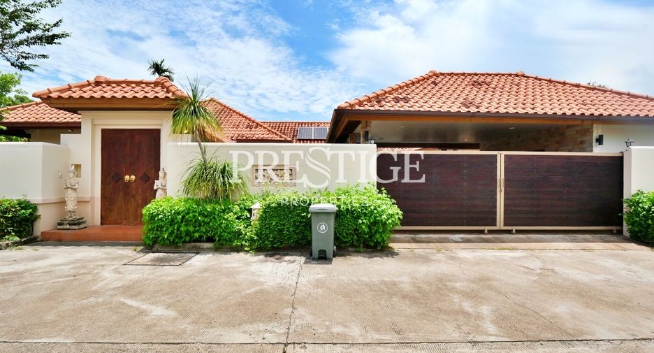 À vendre et à louer 4 chambres maison à Sattahip, Chonburi