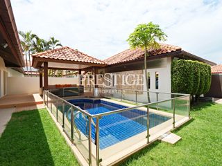 For sale and for rent 4 bedrooms house in Huay Yai, Pattaya