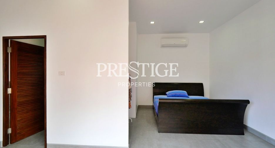 À vendre et à louer 4 chambres maison à Sattahip, Chonburi