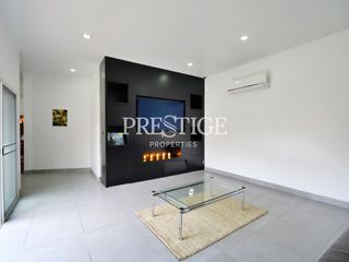 For sale and for rent 4 bedrooms house in Huay Yai, Pattaya