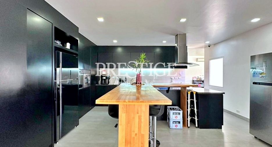 À vendre 3 chambres maison à Sattahip, Chonburi