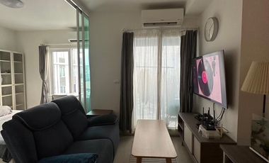 For sale スタジオ condo in Huai Khwang, Bangkok