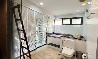 For rent and for sale 4 bed house in Bang Lamung, Chonburi