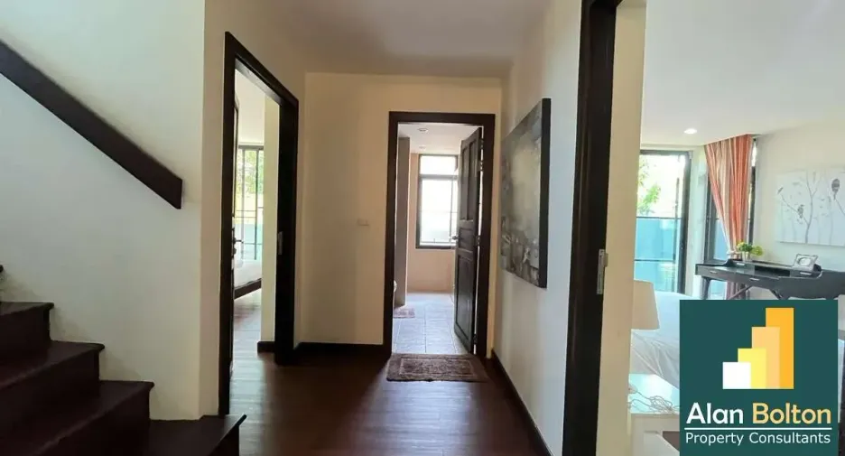 For rent and for sale 4 bedrooms house in Bang Lamung, Chonburi