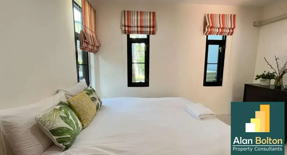 For rent and for sale 4 bedrooms house in Bang Lamung, Chonburi