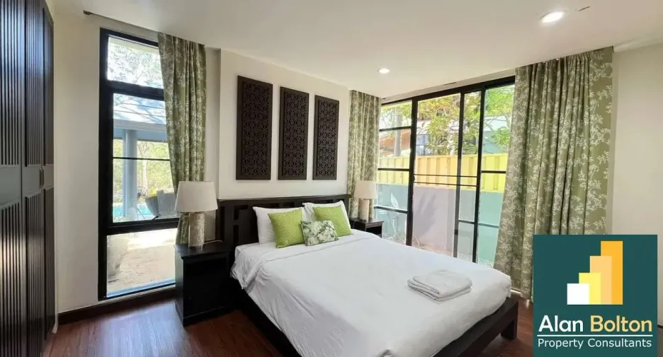 For rent and for sale 4 bedrooms house in Bang Lamung, Chonburi