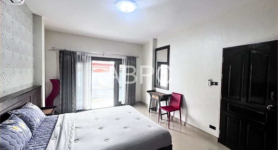 Haus zur Miete und zum Kauf mit 5 Zimmer in Bang Lamung, Chonburi