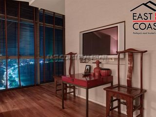 For sale 4 ベッドルーム condo in Bang Lamung, Chonburi