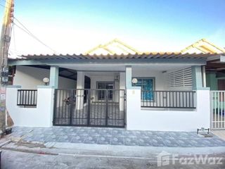 For sale 2 bed townhouse in Lam Luk Ka, Pathum Thani