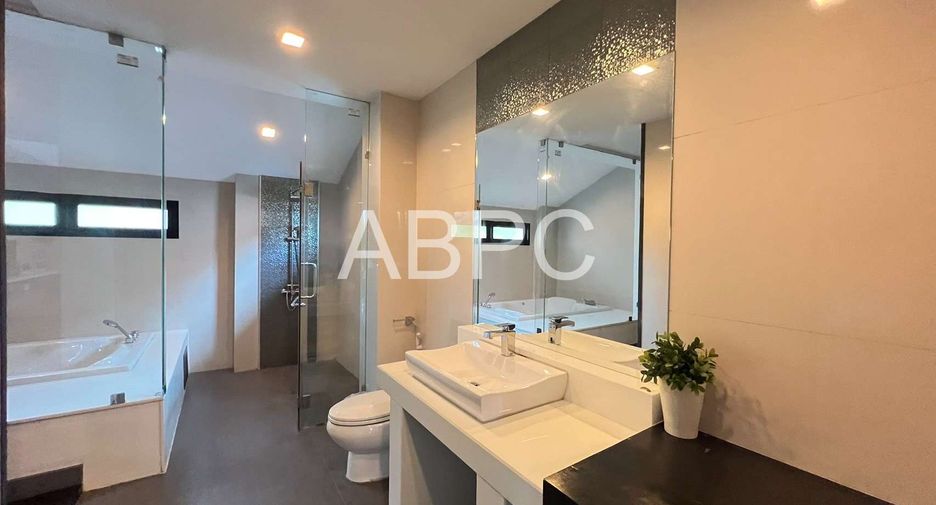 For sale 3 ベッドルーム house in Bang Lamung, Chonburi